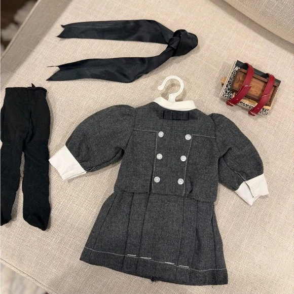 Retired American Girl PC Samantha’s Buster Brown Dress & School Supplies 1986 - Picture 12 of 14